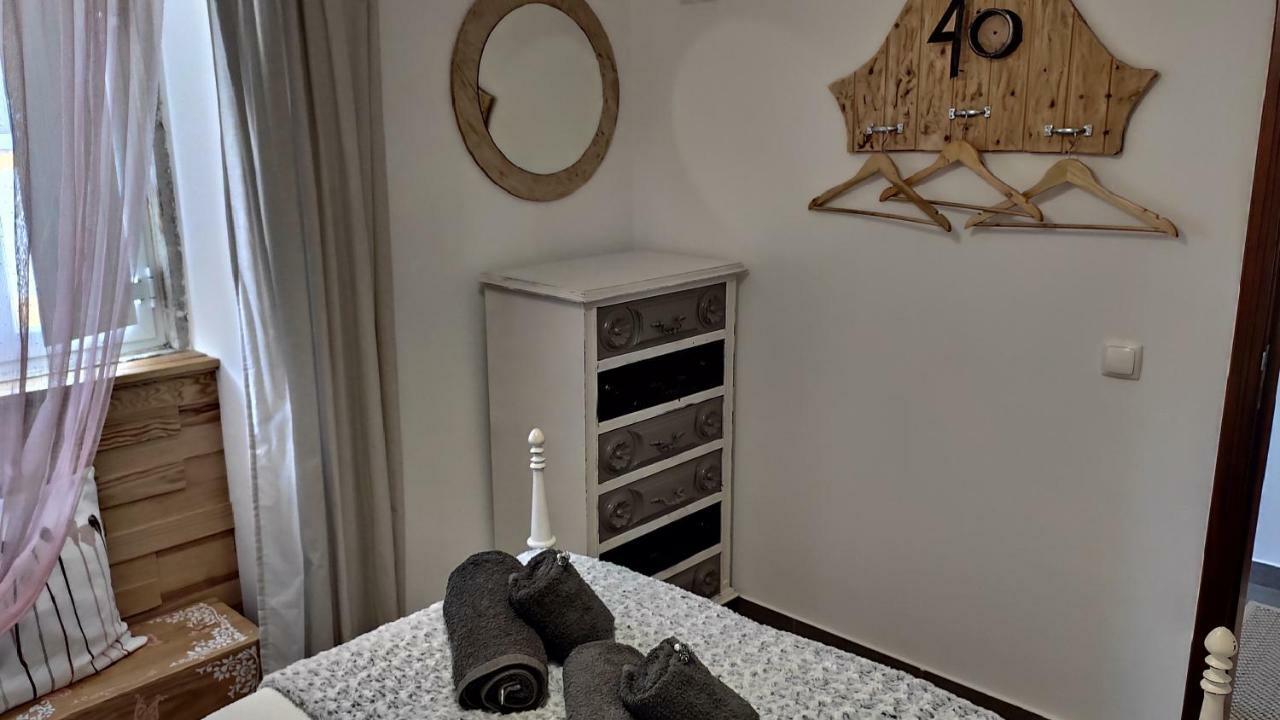 Casa 40Th-Music Wood House Hotell Óbidos Exteriör bild