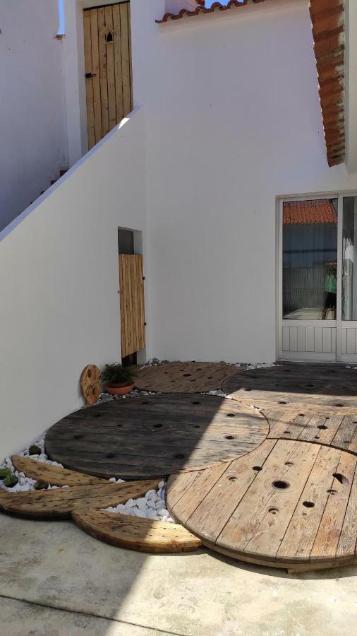 Casa 40Th-Music Wood House Hotell Óbidos Exteriör bild